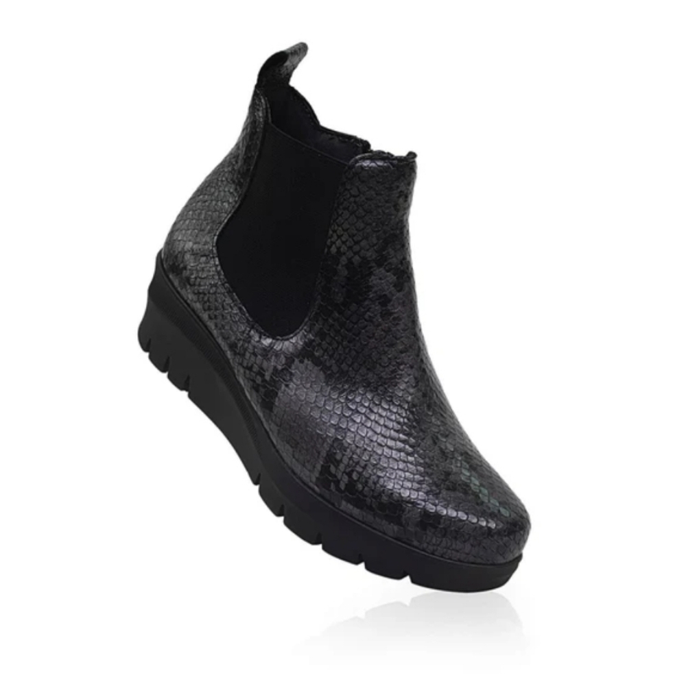 Saydo‎ Patterned Leather Ankle Booties